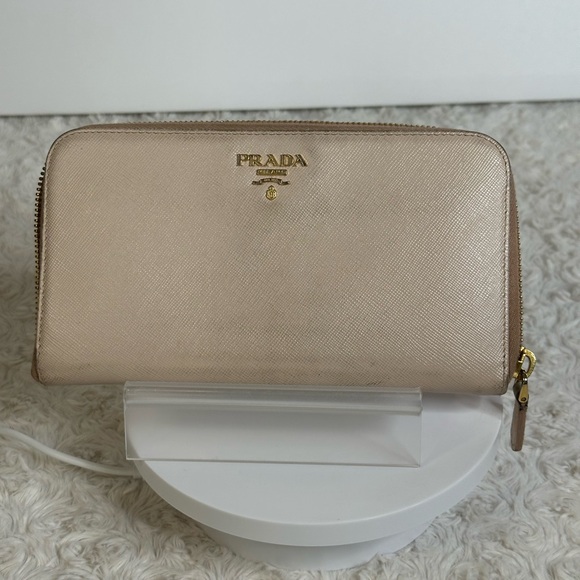 Prada Saffiano Fiocco Bow Wallet - Picture 1 of 11